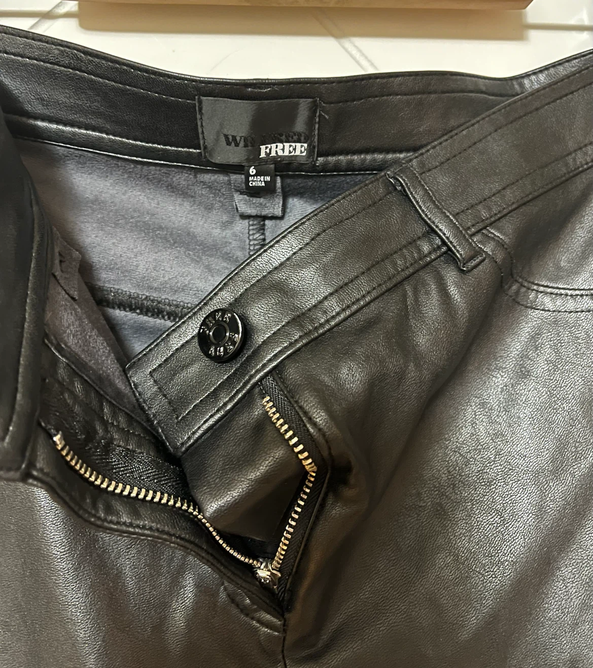 Wilfred Free Black Faux Leather Pants - photo 2