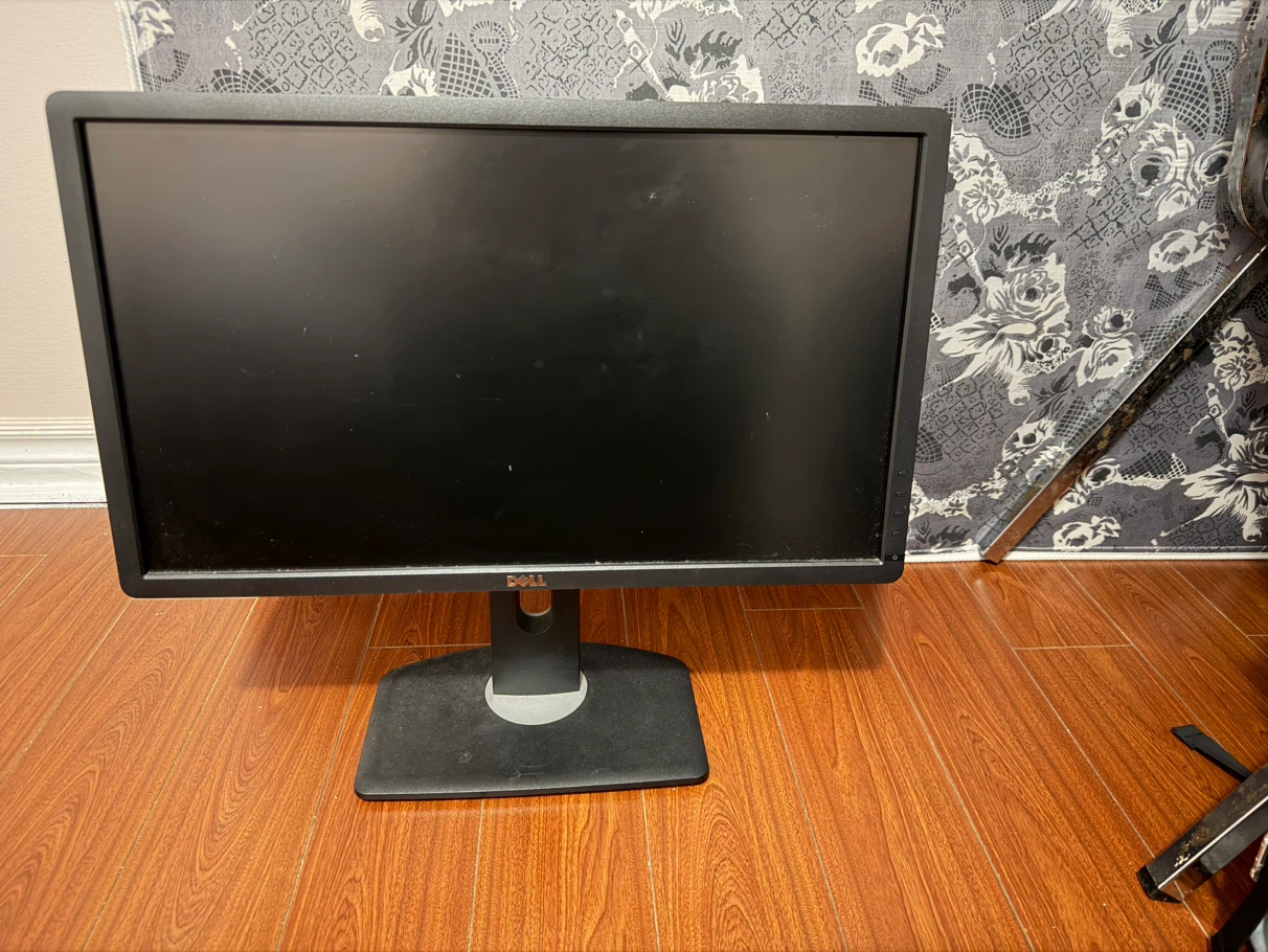 Dell Computer Monitor - photo 2