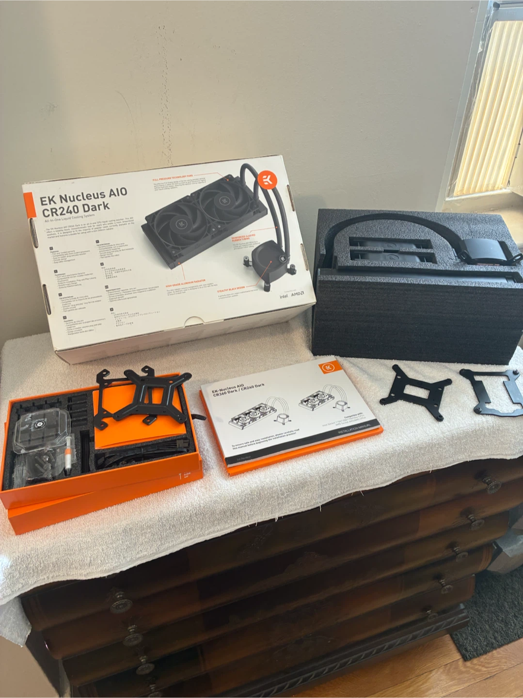 EK Nucleus AIO CR240 Dark Liquid Cooling System - photo 5