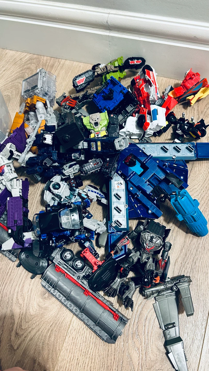 Transformers Action Figures & Parts – Large Mixed Lot