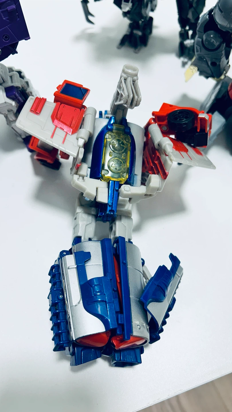 Transformers Action Figures – Lot of 4 – Optimus Prime - photo 5