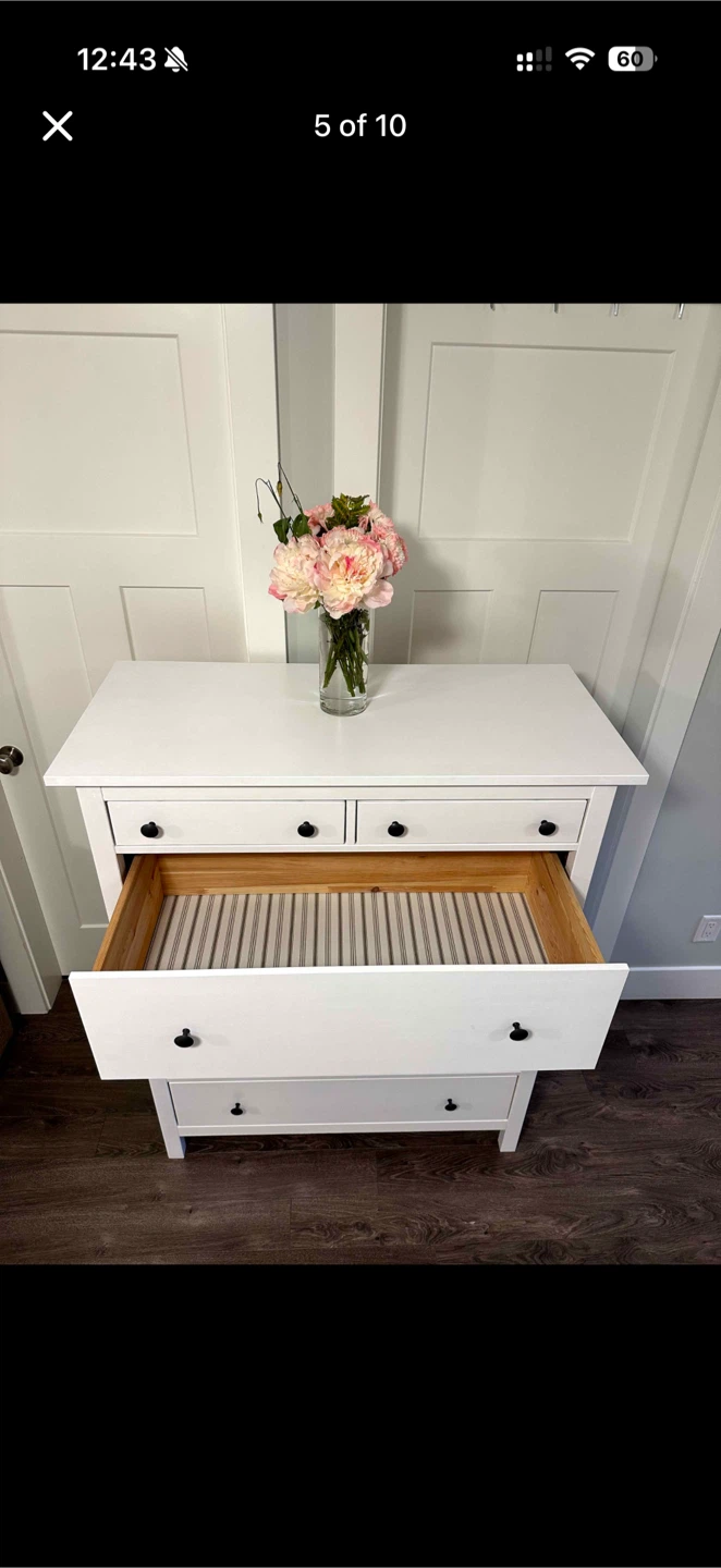 Ikea Hemnes 6-drawer glossy dresser - photo 5