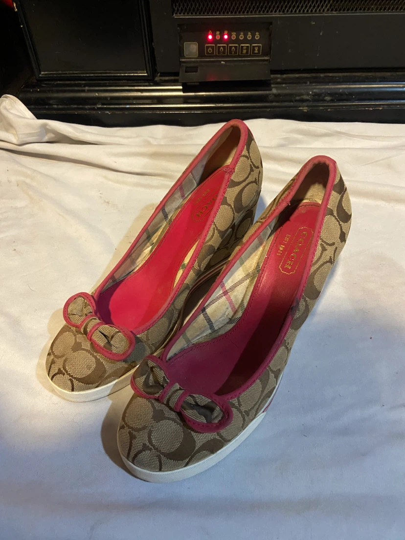 Coach Signature Wedge Heels size 8 womens