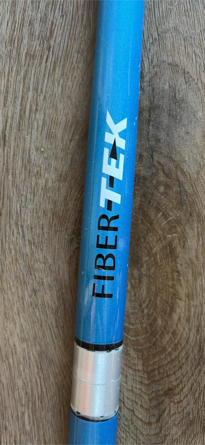 Fiber-Tek Pool Cue Stick with Chalk - photo 3