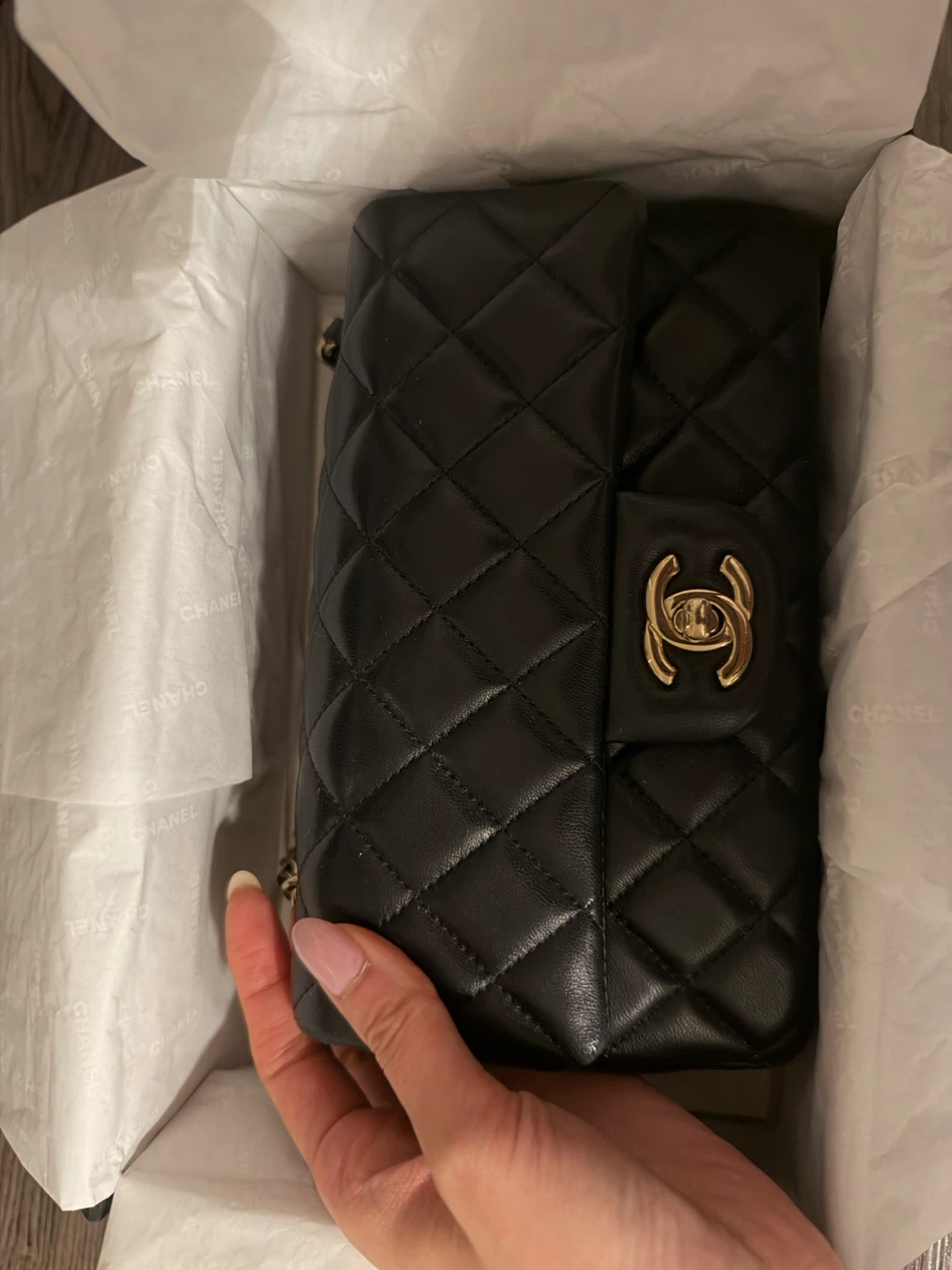 Chanel mini classic