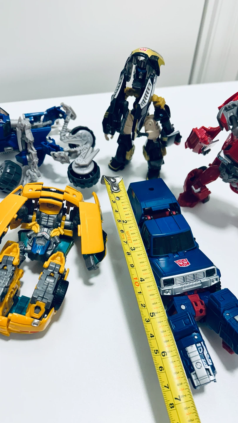 Transformers Action Figures – Lot of 5 – Bumblebee – Sold As Is - photo 4