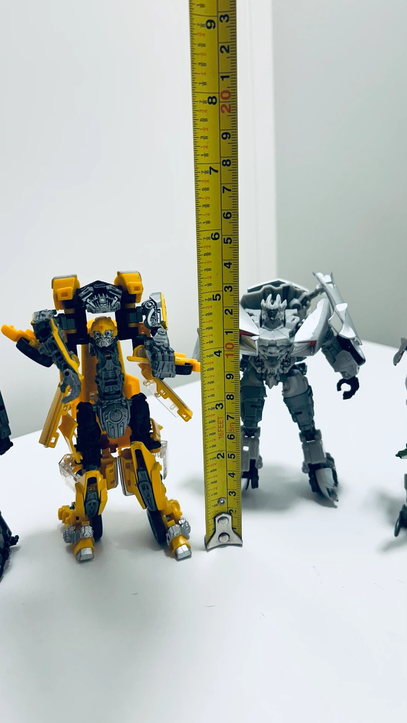 Transformers Action Figures – Lot of 4 – Bumblebee – Sold As Is - photo 2