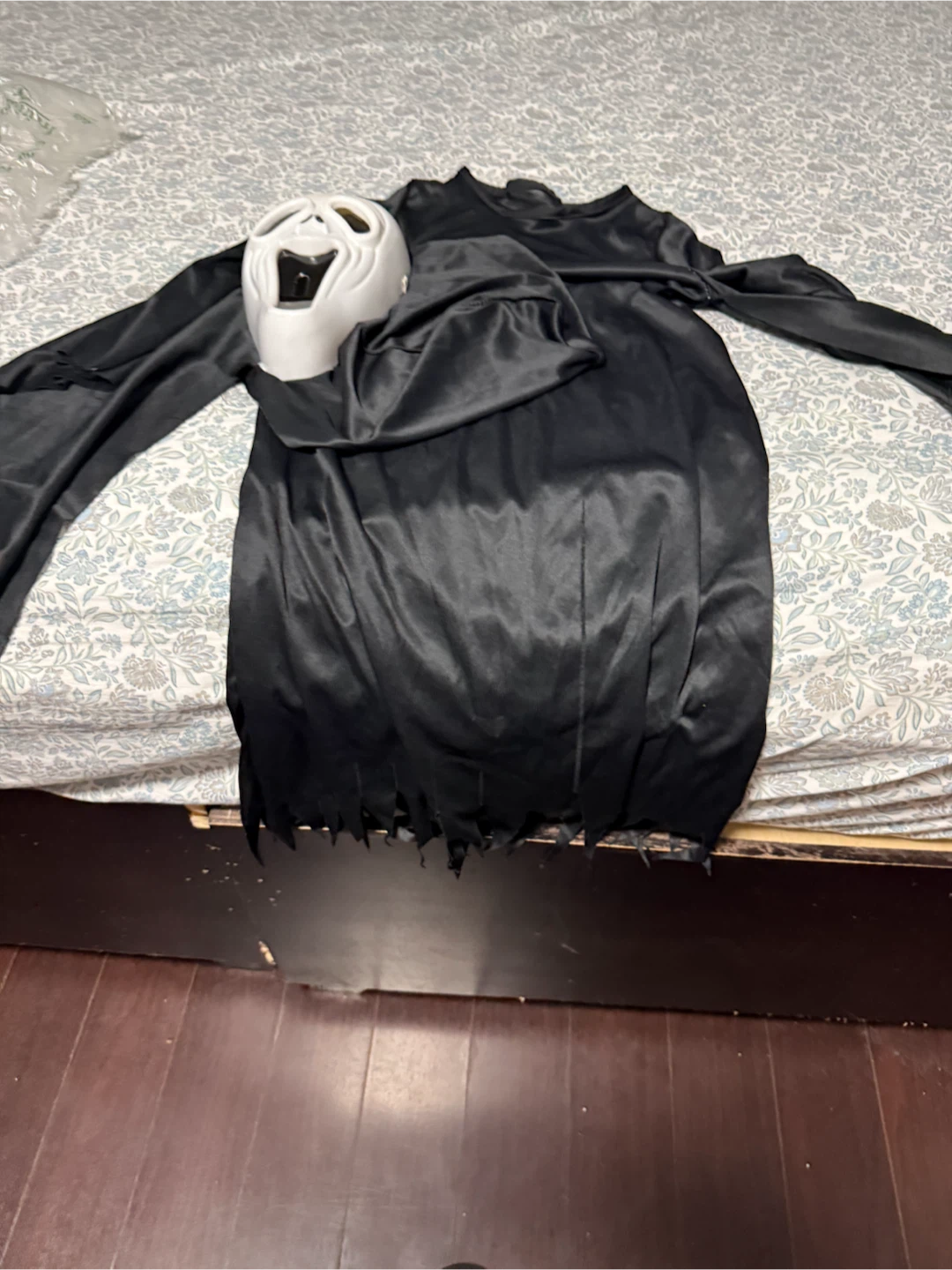 Ghost Face Halloween Costume