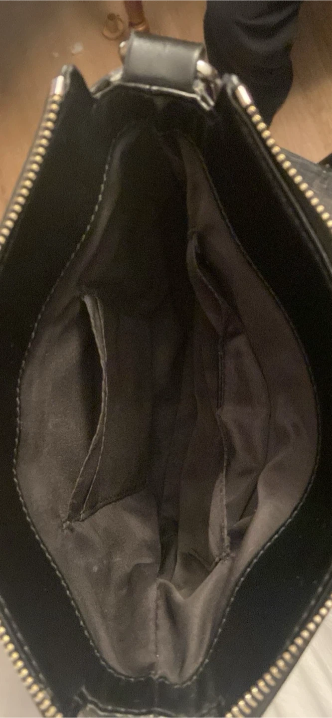 Gucci GG Supreme Messenger Bag - photo 3