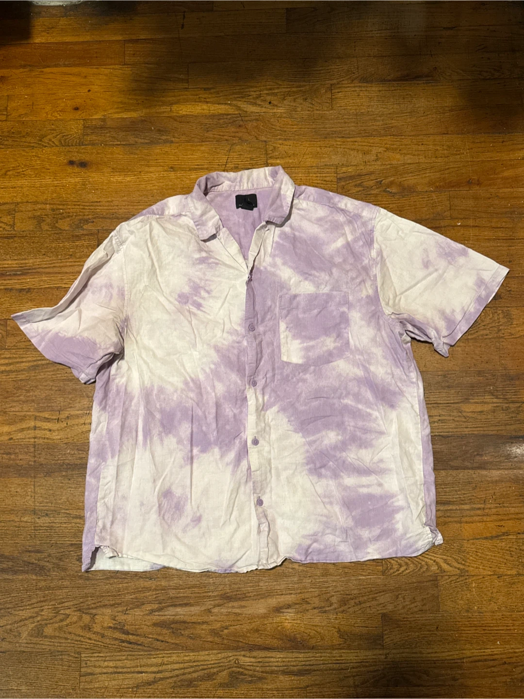Size Large Relaxed Fit Tie-Dye Shirt