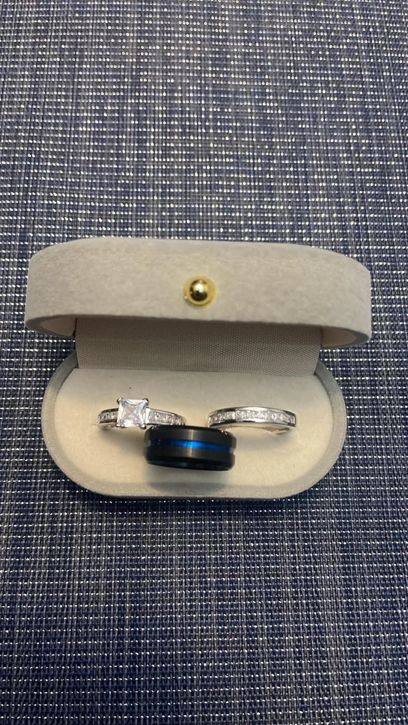 Set of three rings