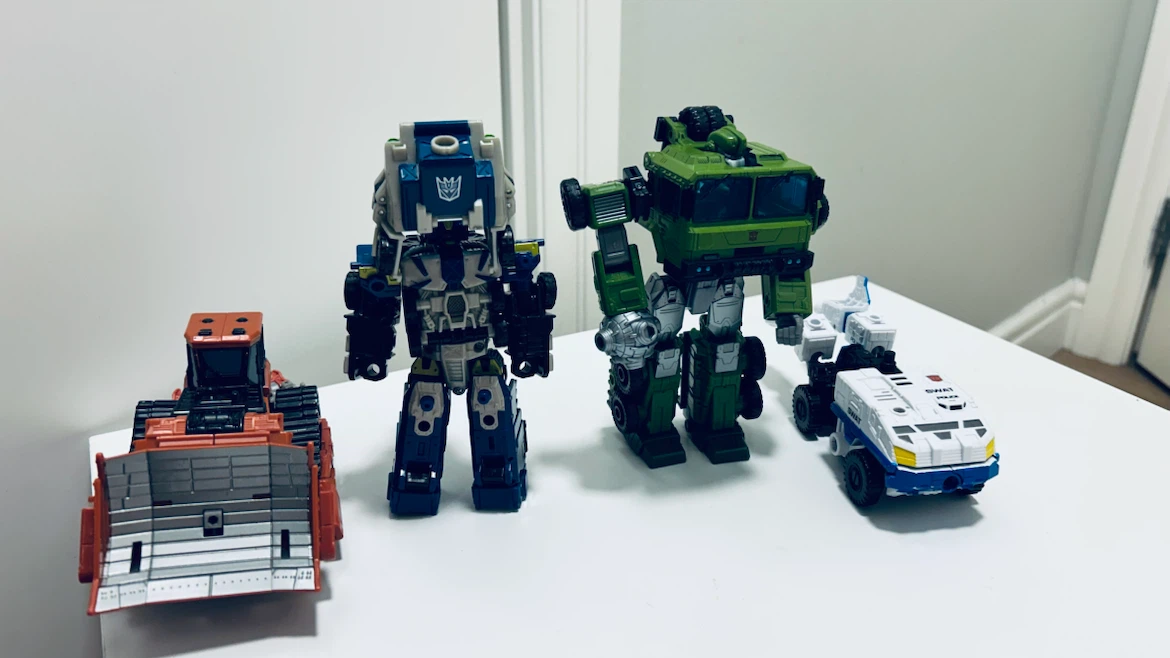 Transformers Action Figures – Lot of 5 – Autobots & Decepticons