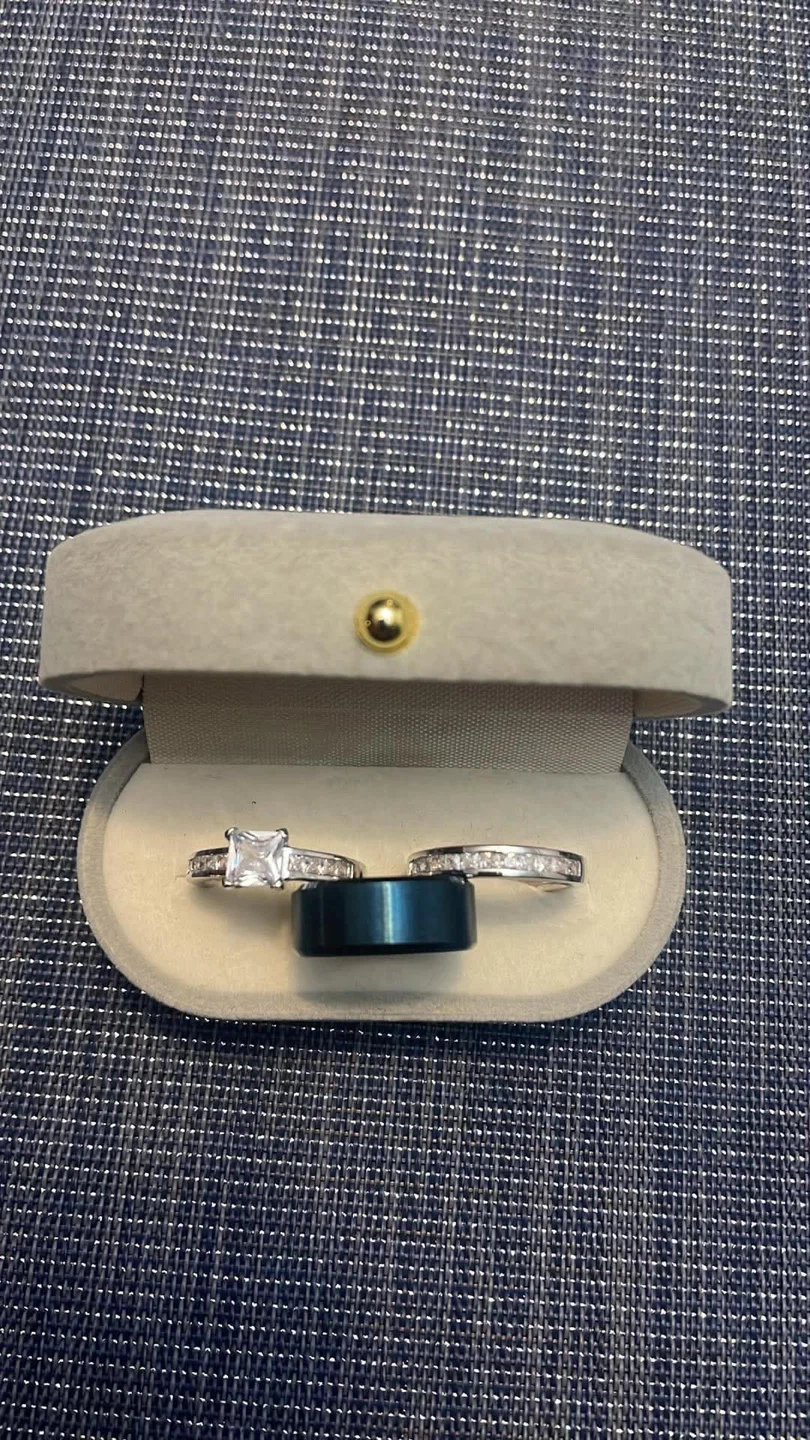 Three-Piece Ring Set