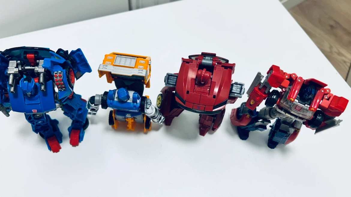 Hasbro Transformers Autobots Action Figures – Lot of 4 - photo 3