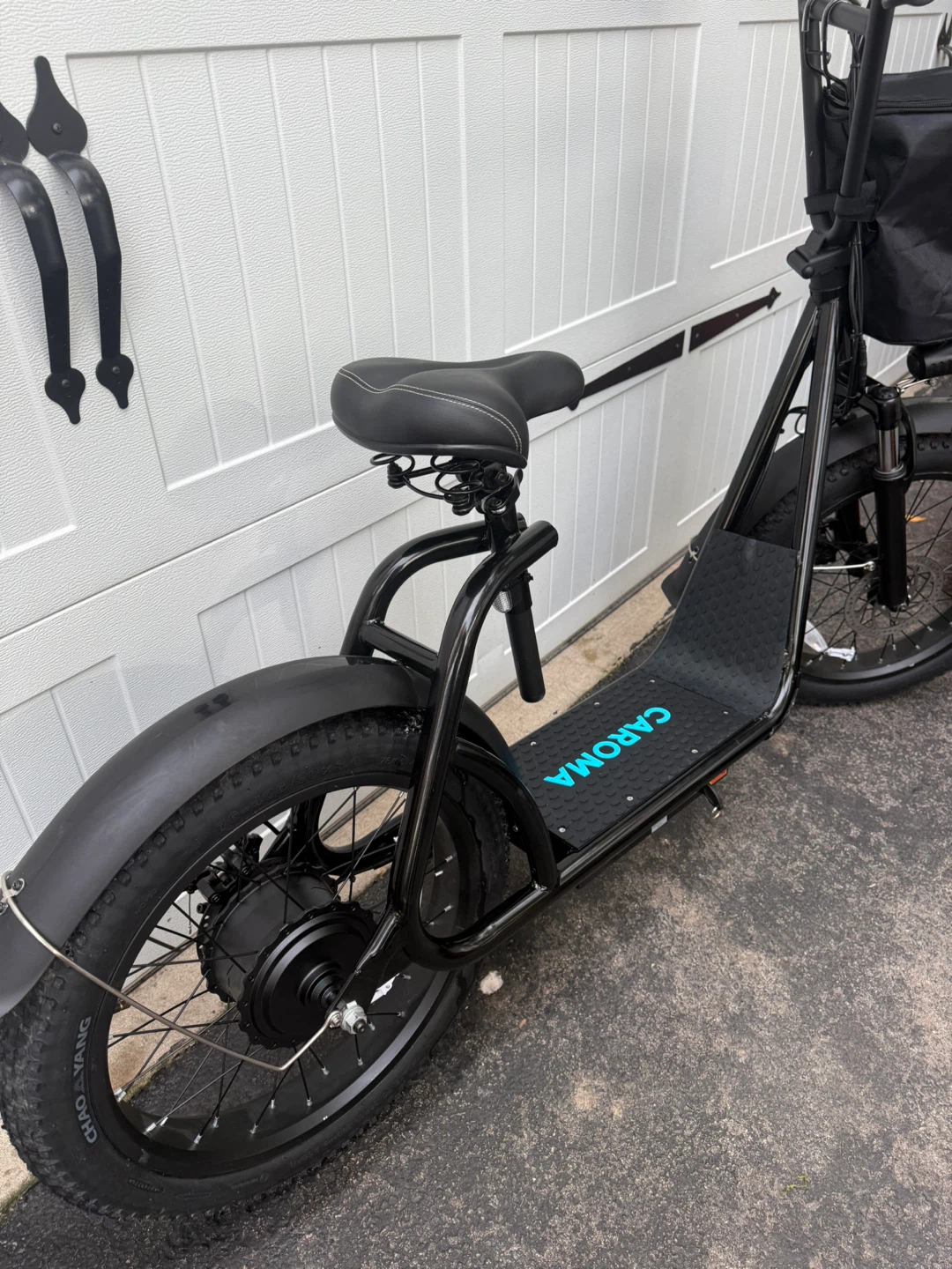Caroma Electric Scooter with Seat - photo 3