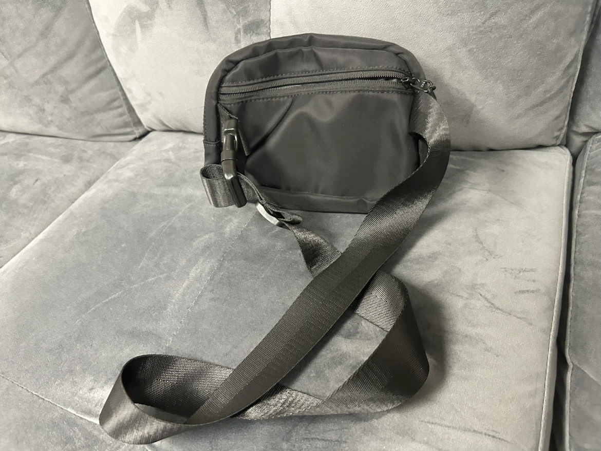 Toronto Auto Brokers Black Crossbody Bag - photo 2