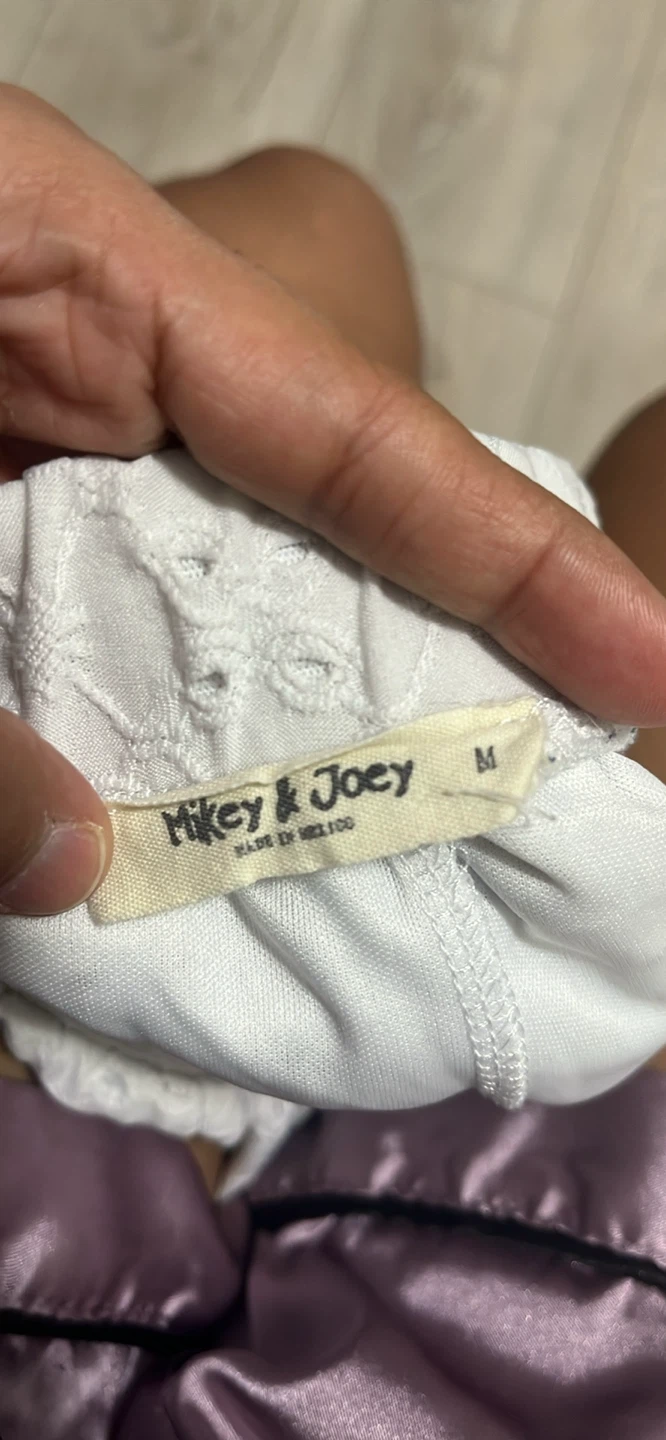 Mikey & Joey White Eyelet Shorts - photo 3