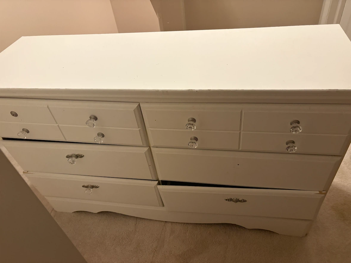 Dresser