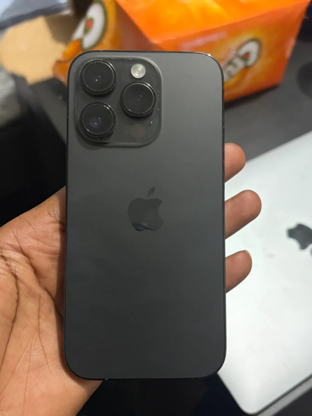 Apple iPhone 14 Pro - photo 3