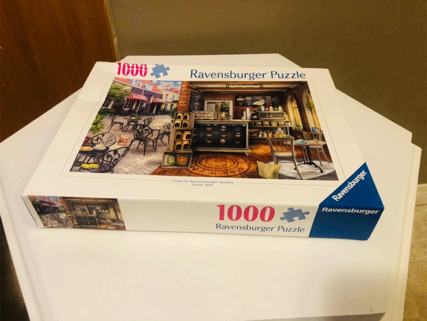 NEW Ravensburger Coffee Shop 1000-Piece Puzzle