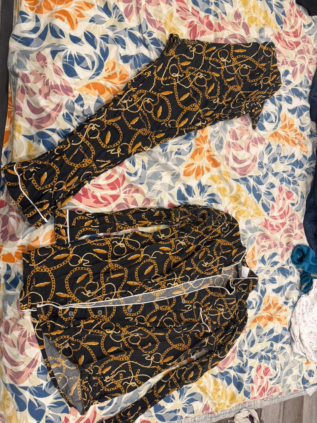 Ocio Chain Print Pajama Set