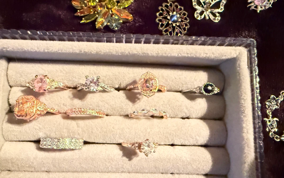 Assorted Jewellery Collection - photo 2