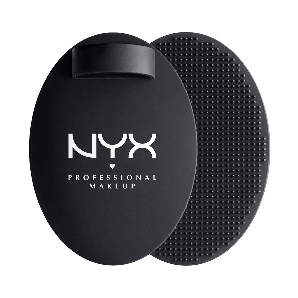 Nyx: On The Spot Brush Cleansing Pad