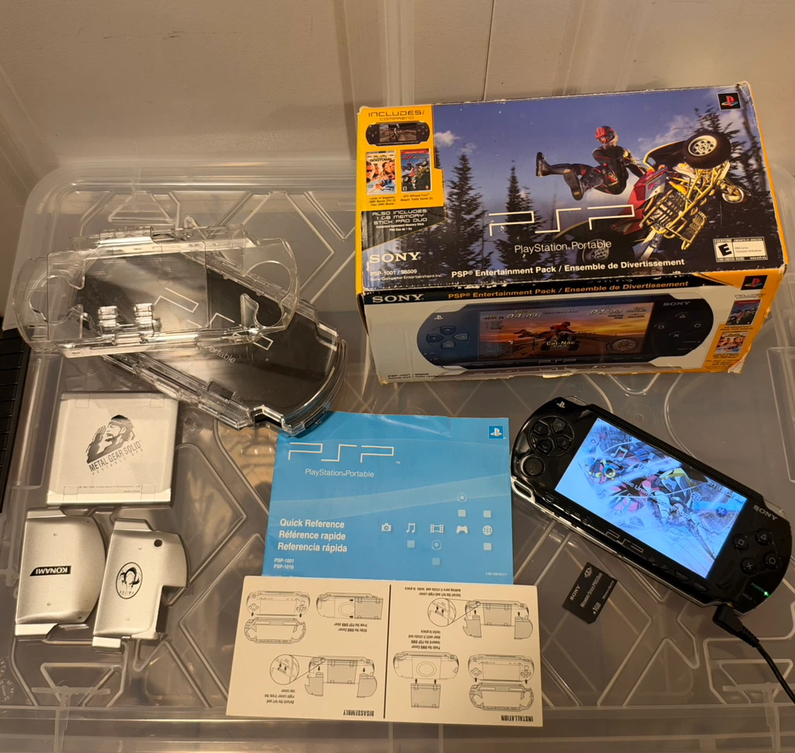 Sony PSP Entertainment Pack Model PSP-1001 - photo 2