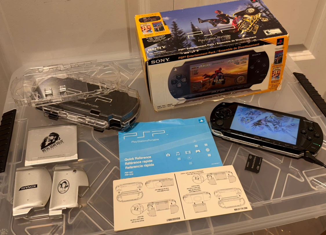 Sony PSP Entertainment Pack Model PSP-1001 - photo 4