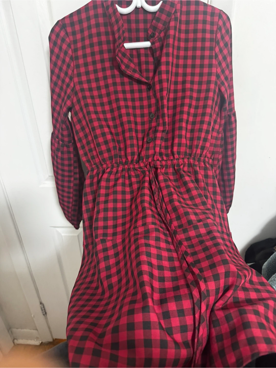 Red and black plaid button-up dress - photo 3