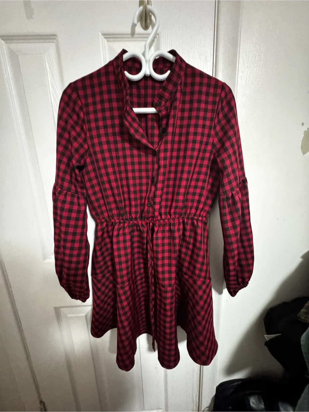 Red and black plaid button-up dress - photo 4