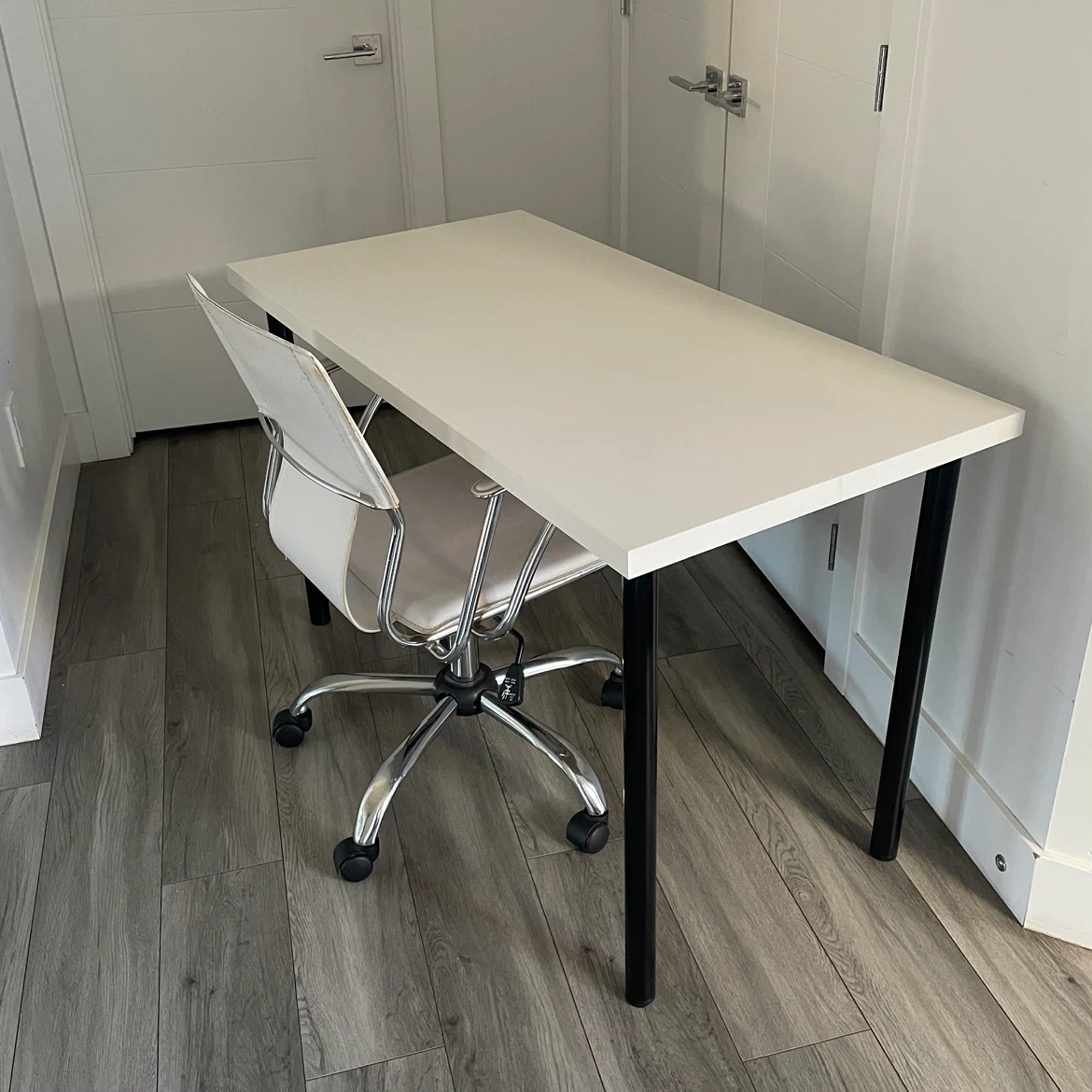 Table - photo 5