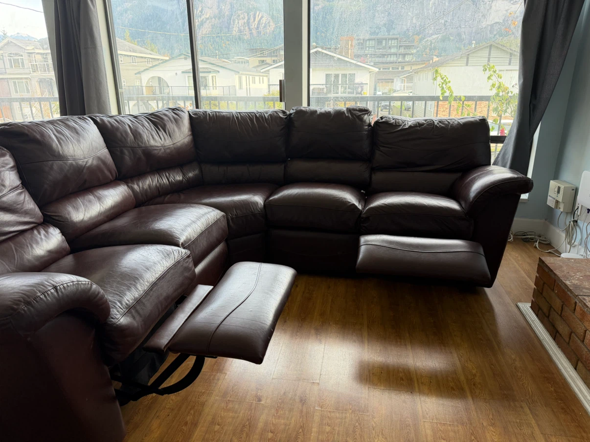 Dark Brown Leather Sectional Sofa + Glass table - photo 4