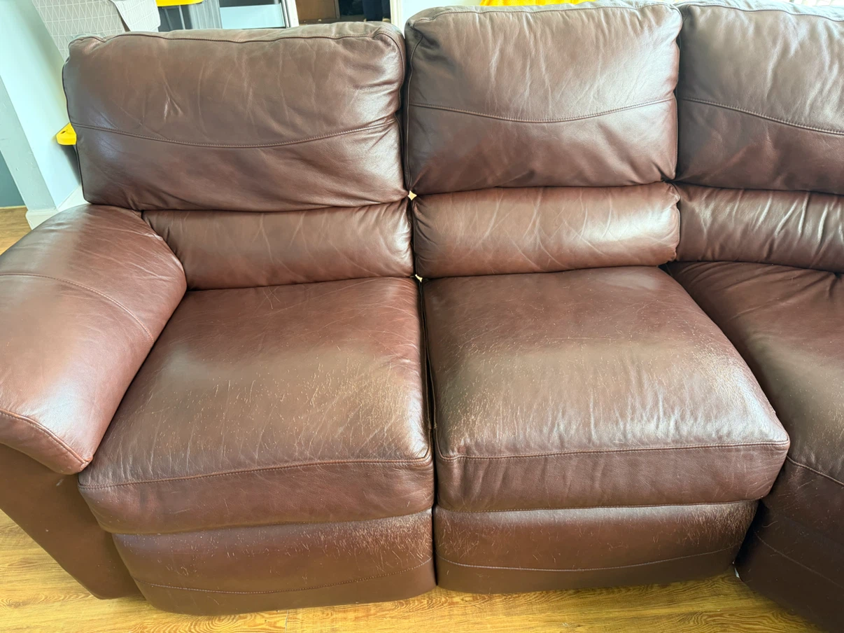 Dark Brown Leather Sectional Sofa + Glass table - photo 5