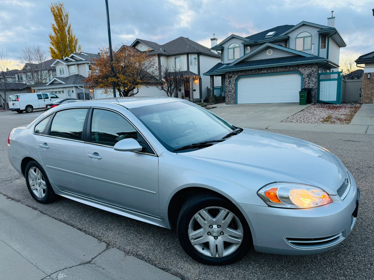 2012 Chevrolet Impala - photo 2