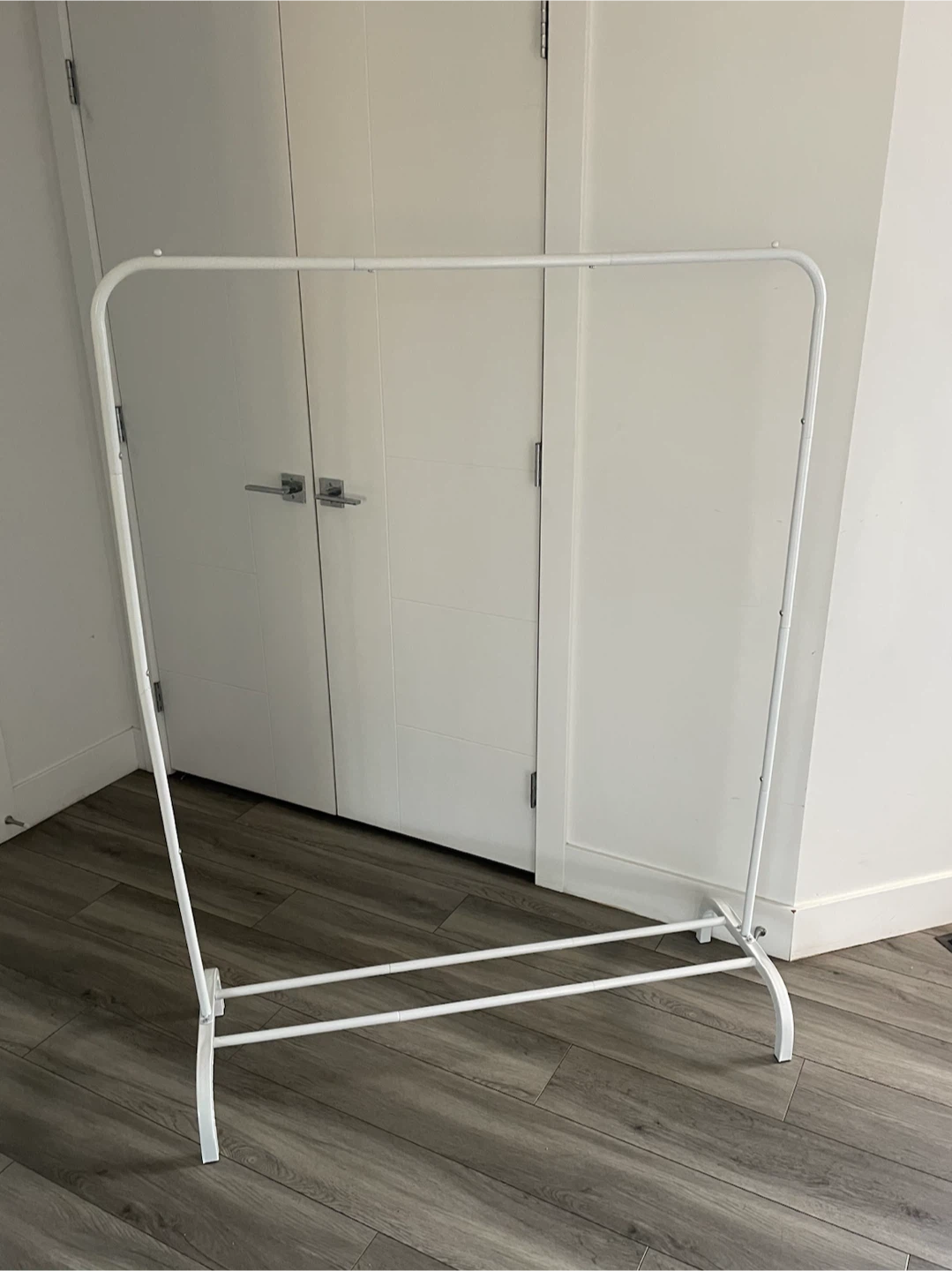 Metal Clothing Rack - photo 3