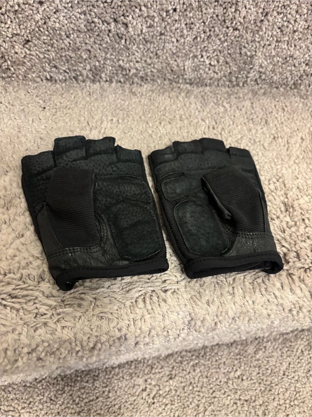Harbinger Weightlifting Gloves – Men’s Size M - photo 2