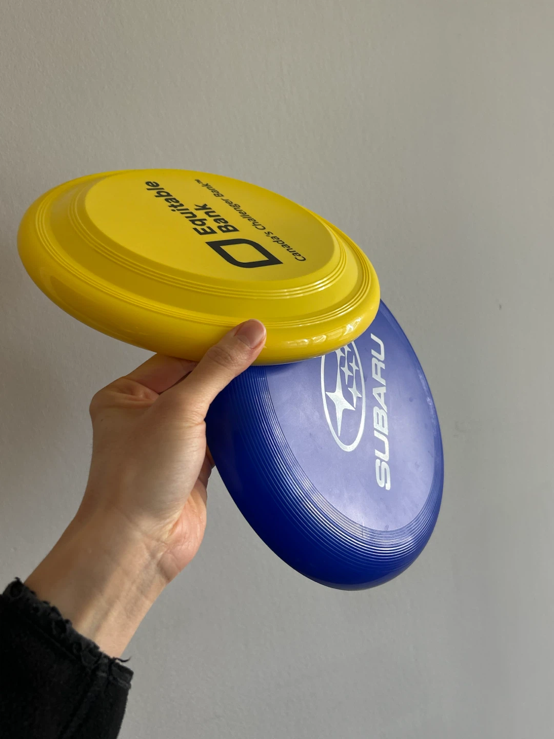 Frisbee (both)