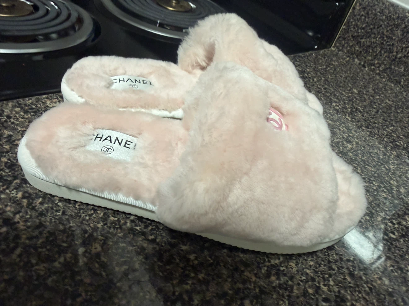 Chanel Faux Fur Slides Pink - photo 2