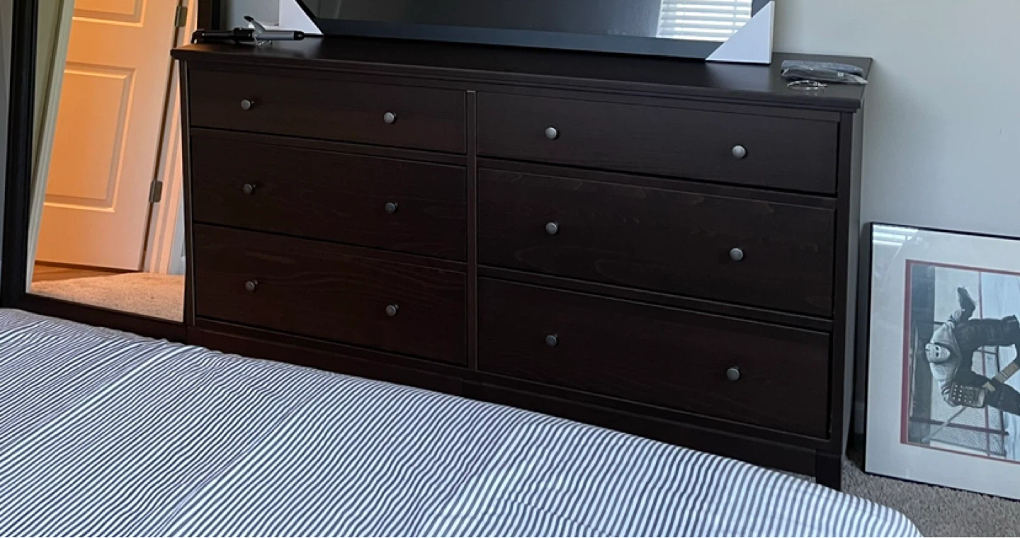 Idanas six drawer dresser