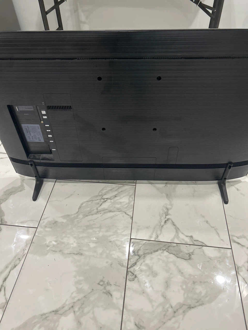 Samsung 50-inch UN50NU6900 Smart TV - photo 3