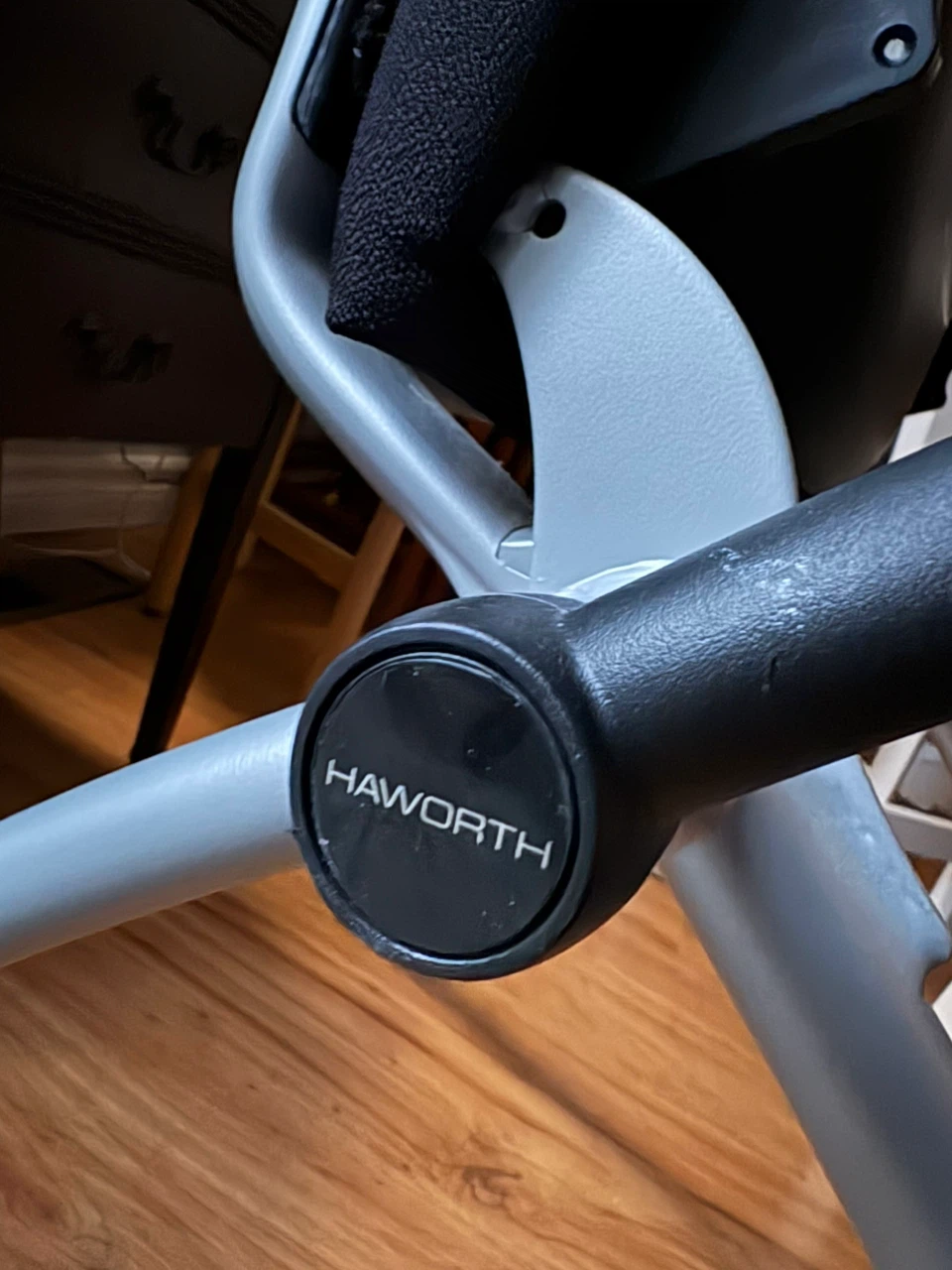 Professional Grade Haworth X99 Office / Task Chair - photo 5