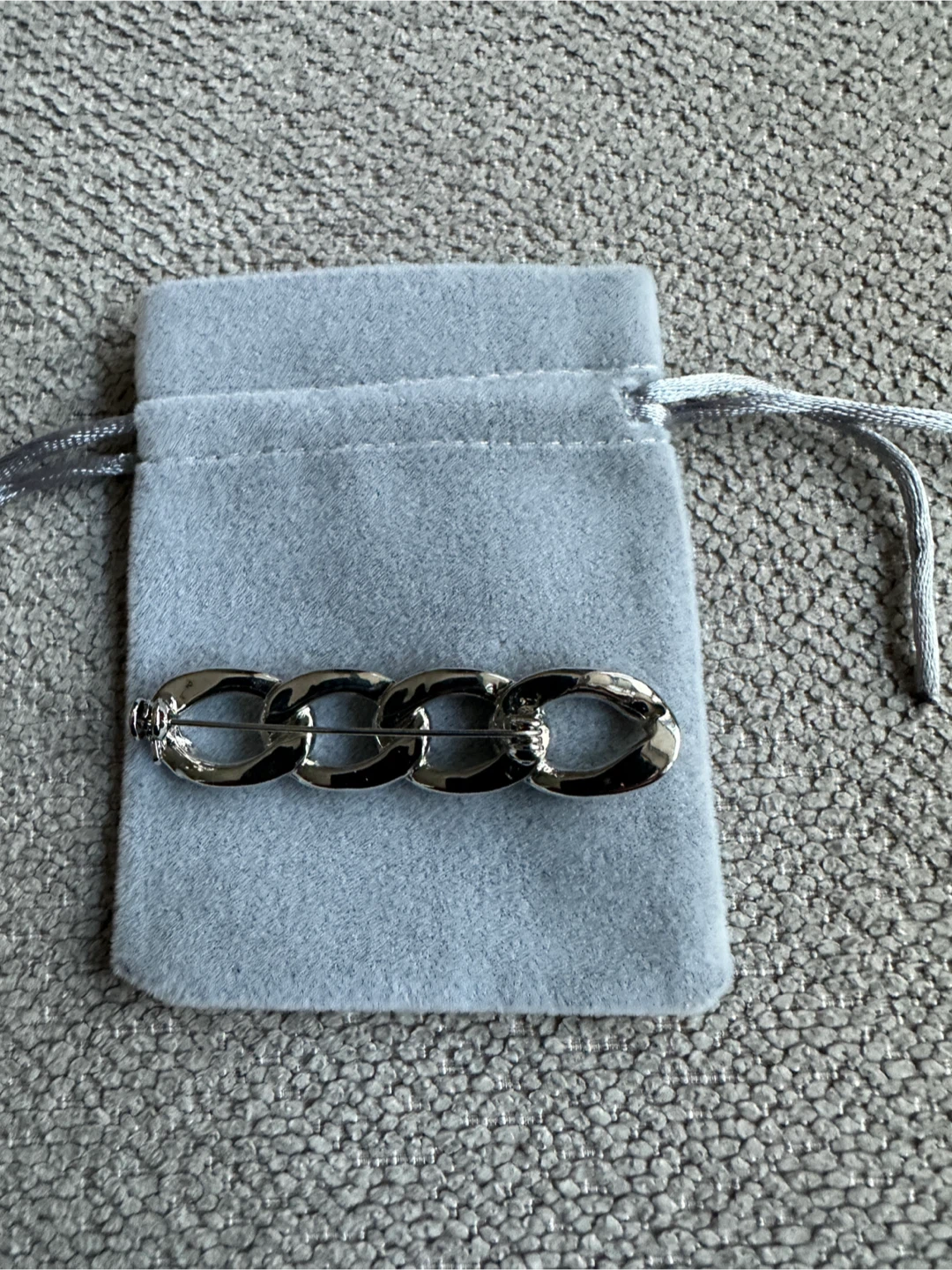 Silver-tone chunky chain brooch - photo 2