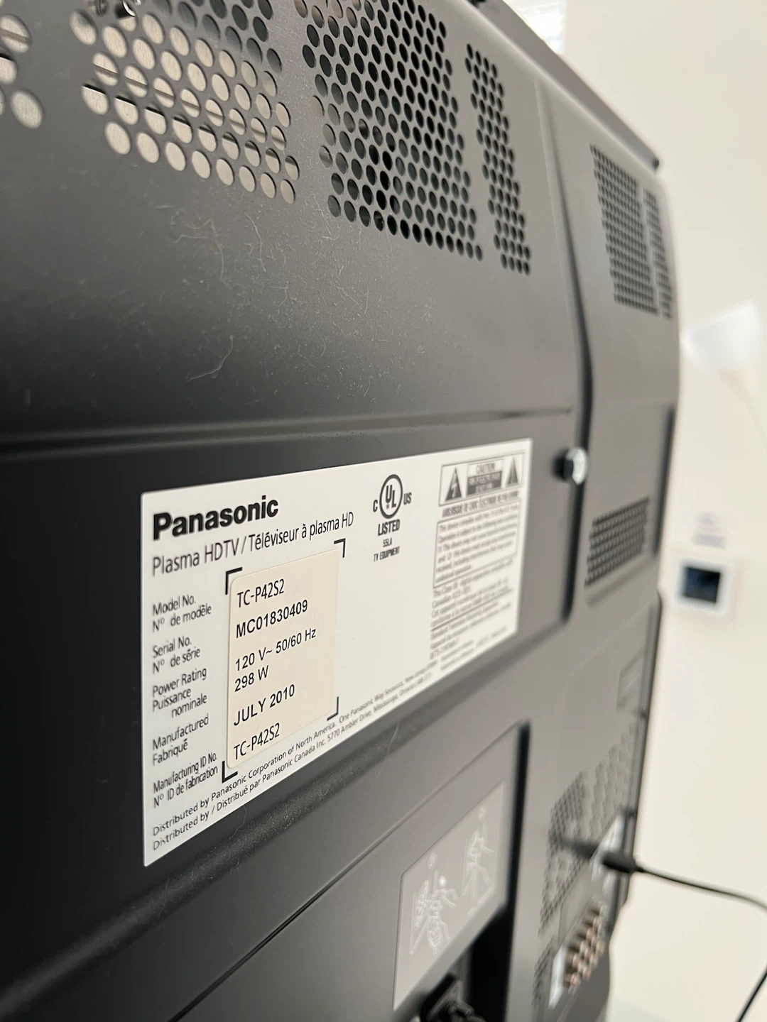 Panasonic 42-inch Plasma HDTV TC-P42S2 - photo 4