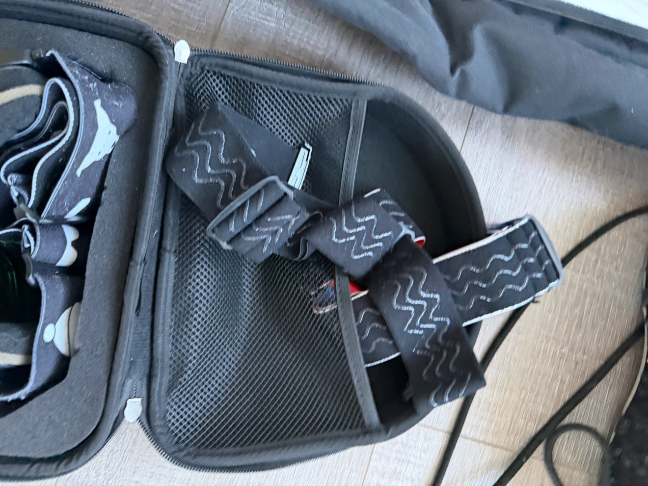 Burton Custom 156 Snowboard Set with Boots and Goggles - photo 5