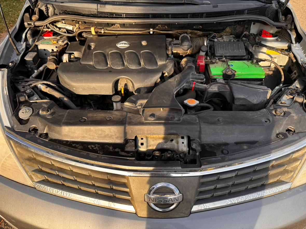 Nissan Versa SL - photo 4