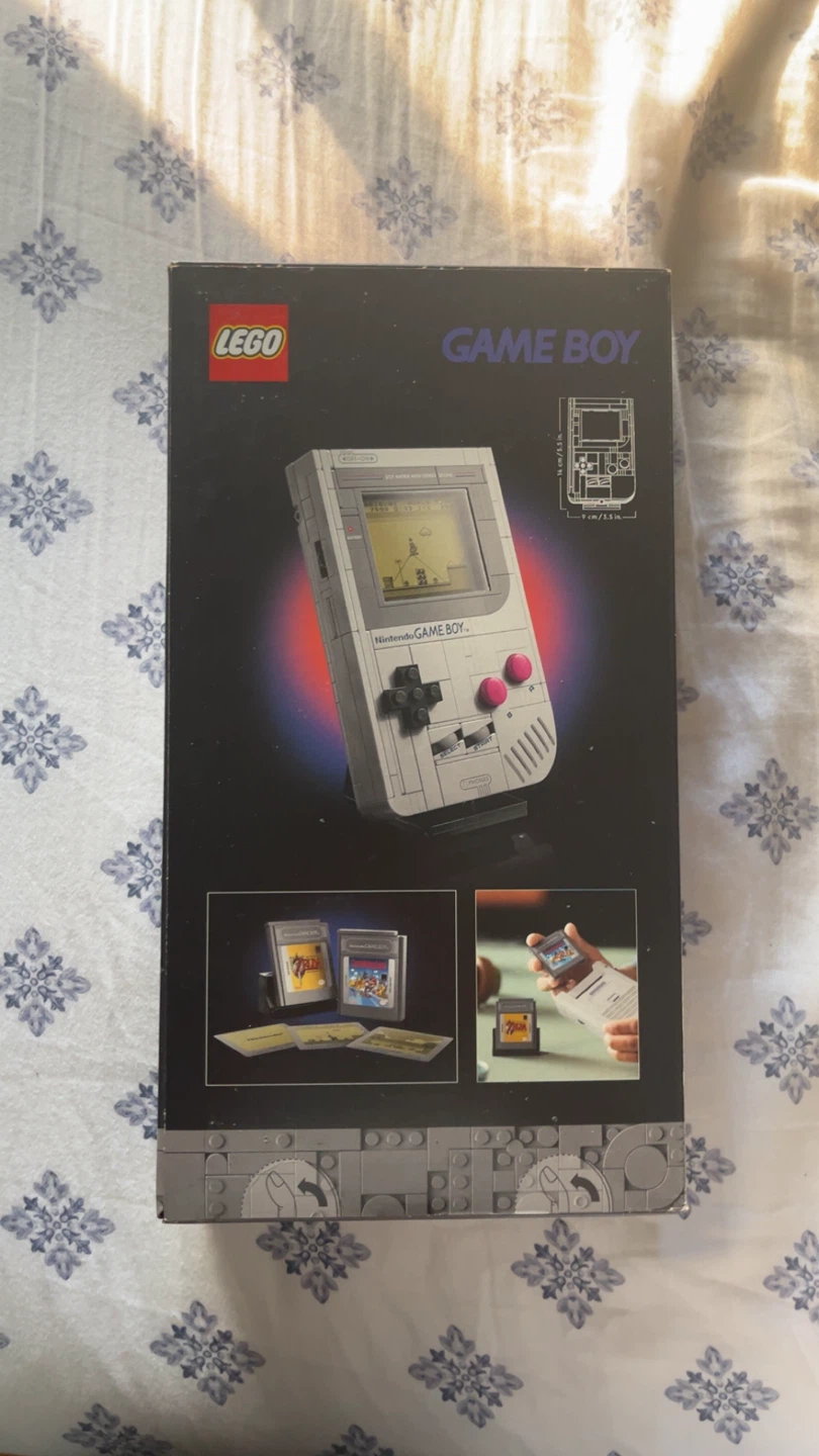 LEGO Nintendo Game Boy Building Set 72046 - photo 2