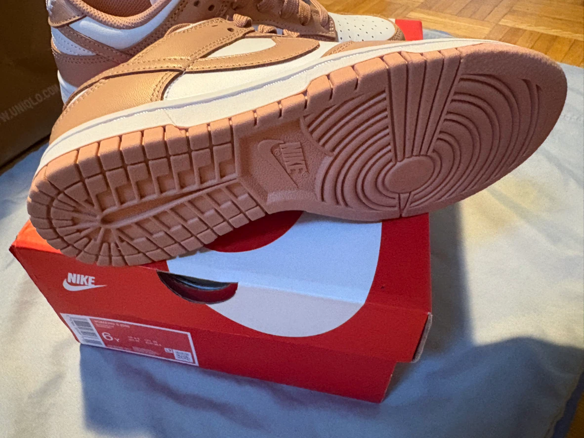Nike Dunk Low - photo 3