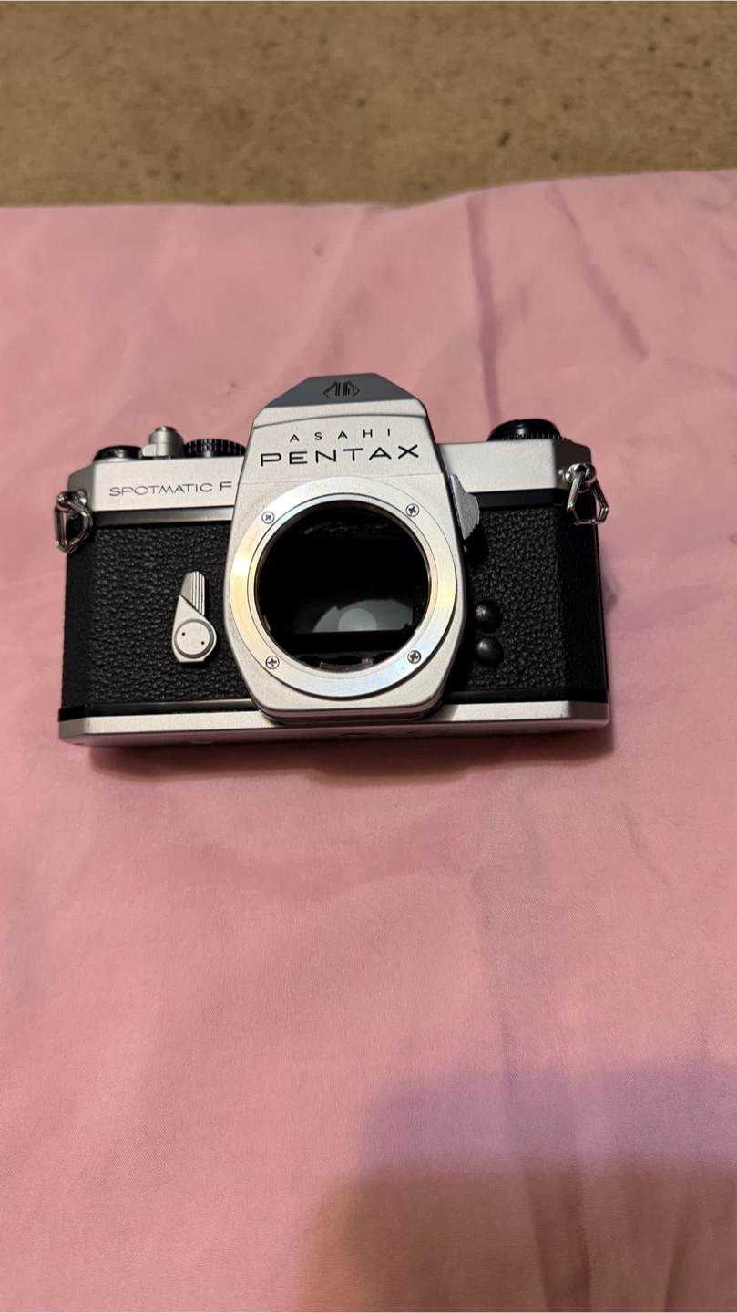 Asahi Pentax Spotmatic F 35mm Film Camera Body