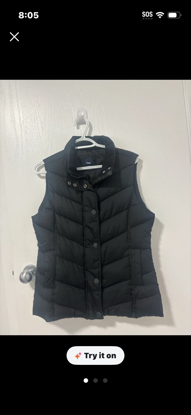 Gap black quilted puffer vest